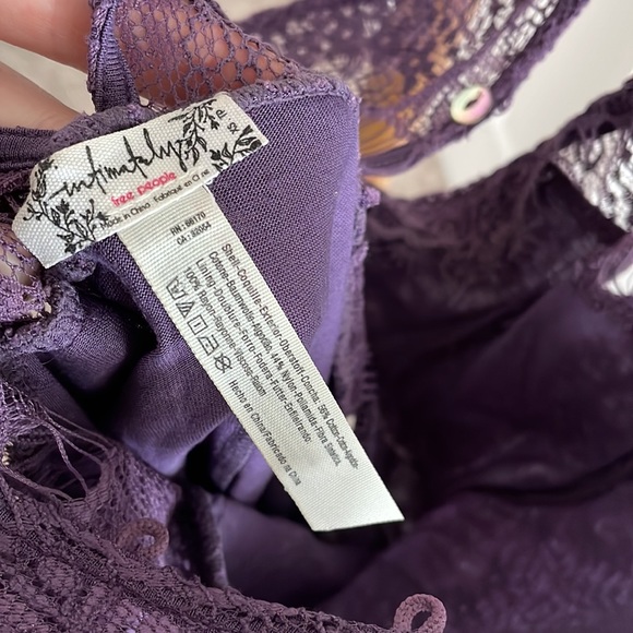 Free people eyelash lace she’s got it slip dress - Picture 7 of 7